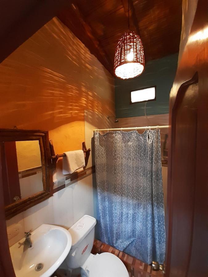 Weekendhostal Montañita Buitenkant foto