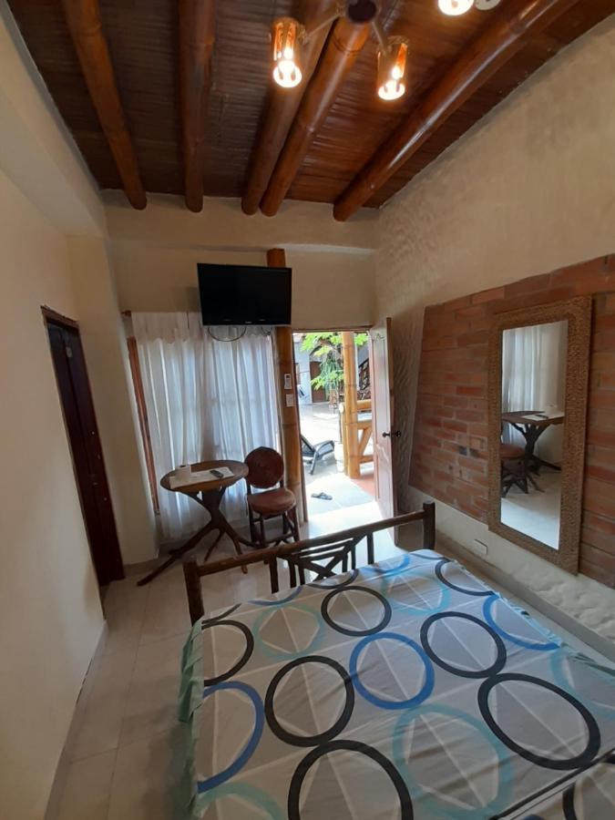 Weekendhostal Montañita Buitenkant foto